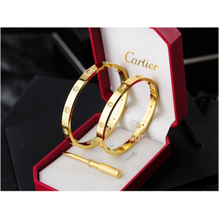 Cartier Bracelets in 93421