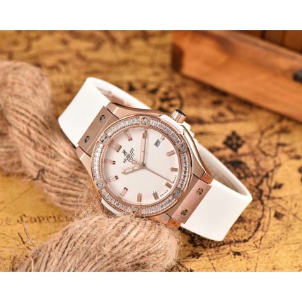 HUBLOT AAA Quality  Watches Women in 96004