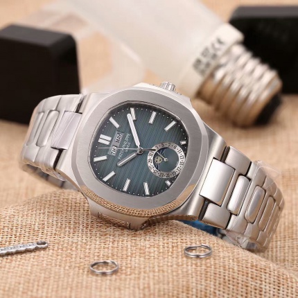 Patek Philippe Watches in 96340