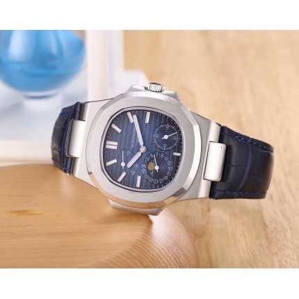 Patek Philippe Watches in 96345