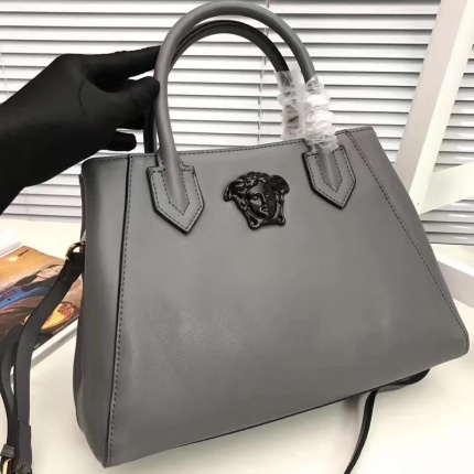 Versace  AAA Quality Handbags in 96547