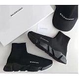 Balenciaga Sneakers For Men in 98594