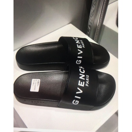 Givenchy Slippers For Men in 100586