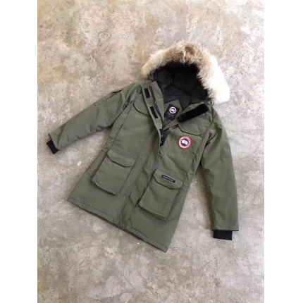 Canada Goose Down Jackets for Men in 98771