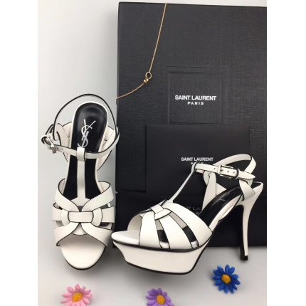 YSL Sandals For Women in 102179