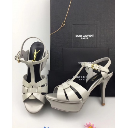 YSL Sandals For Women in 102188