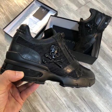 PP Sneakers For Men in 102396