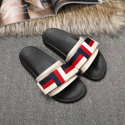 Gucci Slippers For Women in 104509