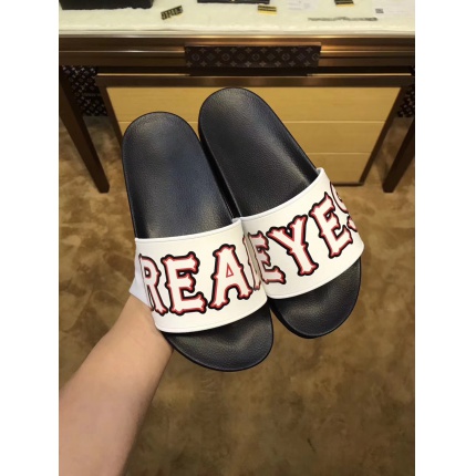 Givenchy Slippers For Men in 104538