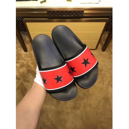 Givenchy Slippers For Men in 104540