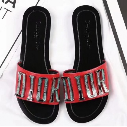 Dior Slippers For Women in 104571