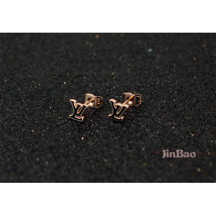Louis Vuitton Earrings in 105657