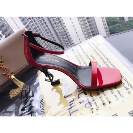 YSL Sandals For Women in 106044