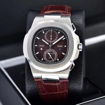 Patek Philippe Watches in 108328