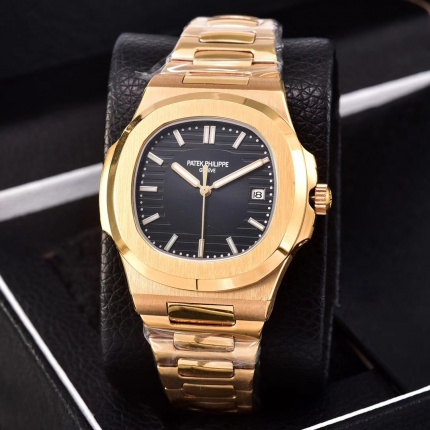 Patek Philippe Watches in 108420