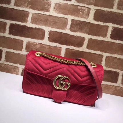Gucci High quality Velvet shoulder Handbags in 108452