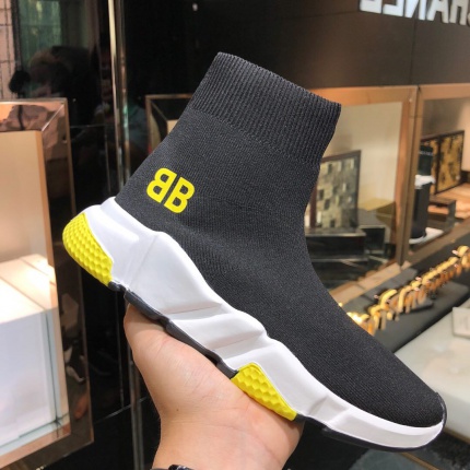 Balenciaga Sneakers For Women in 108774