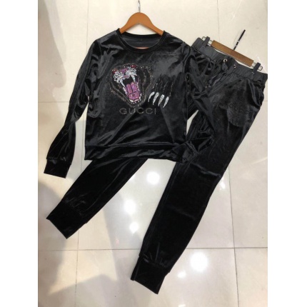 New Gucci Tracksuits for Women S-XXL  in 108912