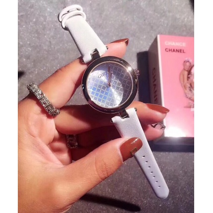 Cheap Fahion Gucci Watches in 109439