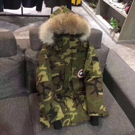 New Canada Goose Down Jackets Wild wolf sweater collar for Men XS-XXL in 110205