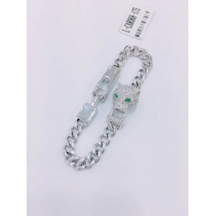 2018 New iced Cartier Bracelets  in 111730