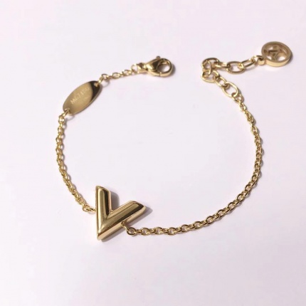 Louis Vuitton Bracelets in 111754