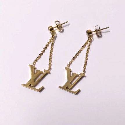 Louis Vuitton Earrings in 111768