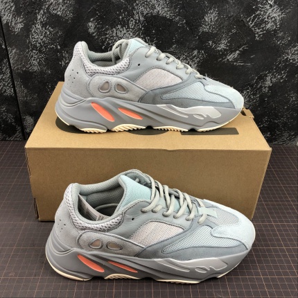 Adidas Yeezy Boost 700 Sneakers size 36-46 in 116150