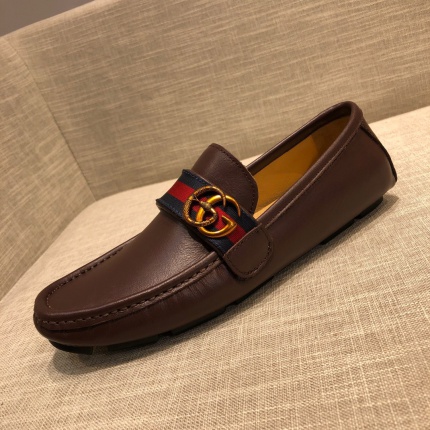 Gucci Loafers Shoes For Men in 120229