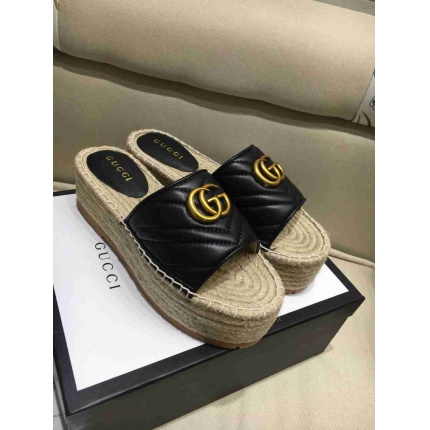 Gucci Loafers For Women in 120365