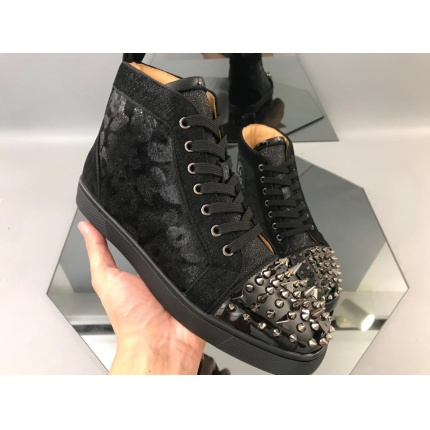 Christian Louboutin Sneakers For Men in 120756