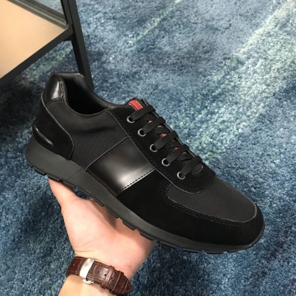 Prada Sneakers For Men in 121057