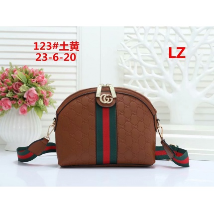 Gucci Cross Bags in 121696