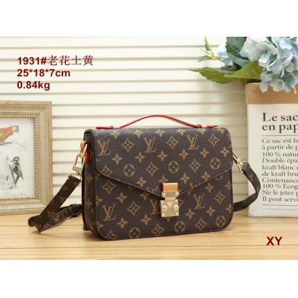 Louis Vuitton Cross Bags in 121738