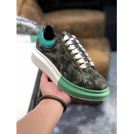 Alexander Mcqueen Sneakers For Men in 122398
