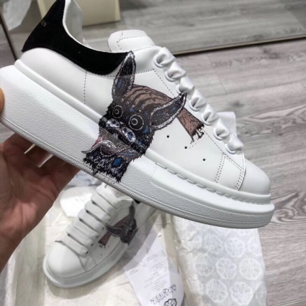 Alexander Mcqueen Sneakers For Men in 122420