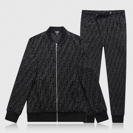 Fendi Tracksuits for Men in 122935