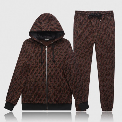 Fendi Tracksuits for Men in 122939