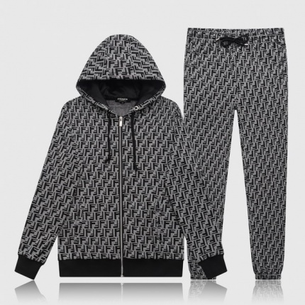 Fendi Tracksuits for Men in 122940