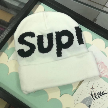 Louis Vuitton  Hats in 123079