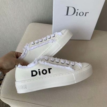 New Arrivals Dior Sneakers For Women in 123242
