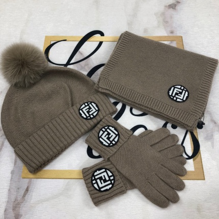 New Arrivals Fendi Winter Sets Scarf Hat Gloves in 123314