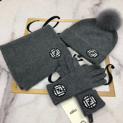New Arrivals Fendi Winter Sets Scarf Hat Gloves in 123315