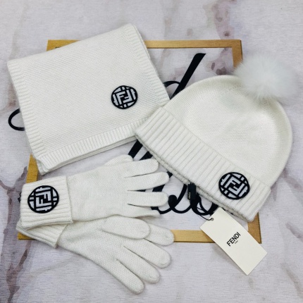 New Arrivals Fendi Winter Sets Scarf Hat Gloves in 123317
