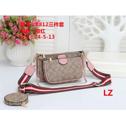 Coach Cross Bags in 123749