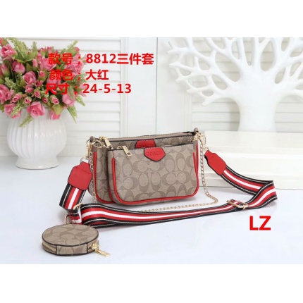 Coach Cross Bags in 123751