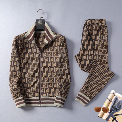 Fendi Tracksuits for Men in 124042