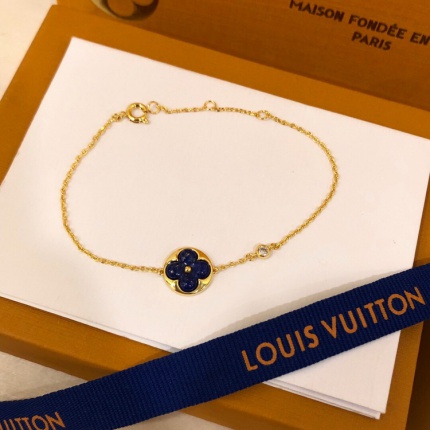 Louis Vuitton Bracelets in 124475