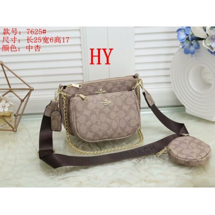 Coach Cross Bags in 125179
