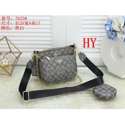 Coach Cross Bags in 125180